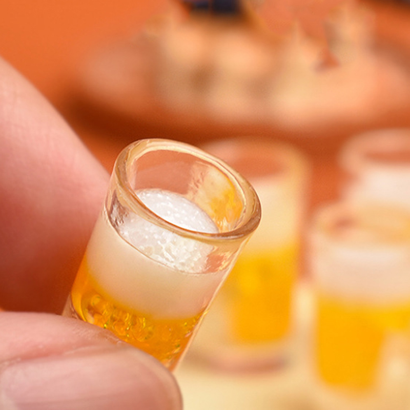Wine Beer House - 10 stuks miniatuur speelgoed keuken bier