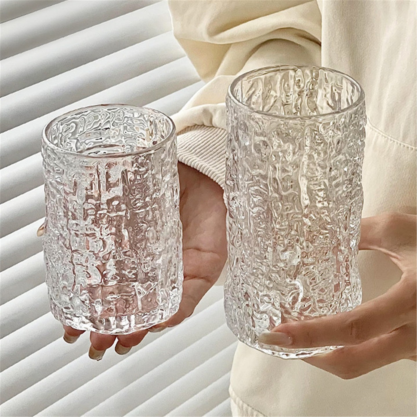 Wine Beer Glass - Glazen bierbeker voor dames, rustiek boomschorsdesign,
